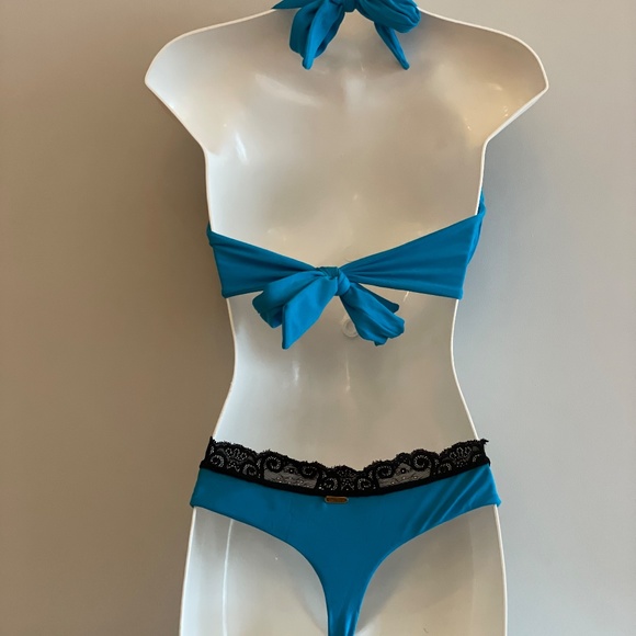 Beach Bunny Bikini - Picture 2 of 4